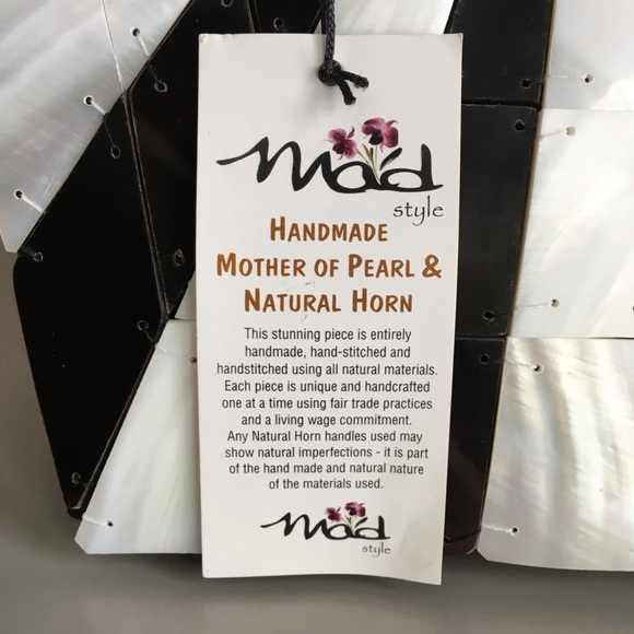 Handmade Mother of Pearl and Natural Horn Purse - Picture 5 of 8